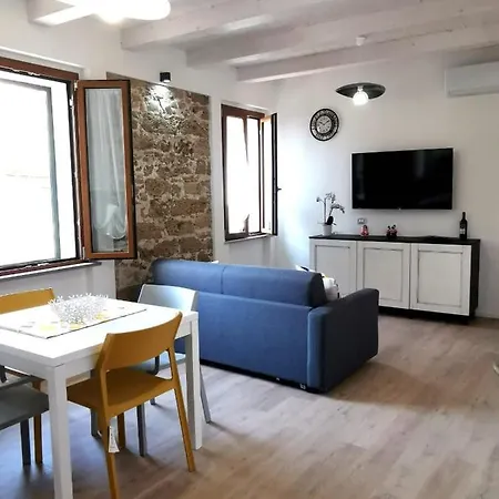Casa Il Campanile Tatil Evi